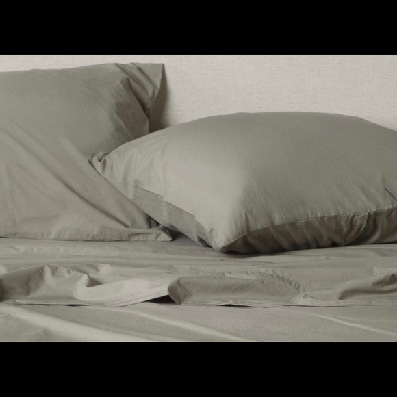 Parachute Other - NWT 2 piece set